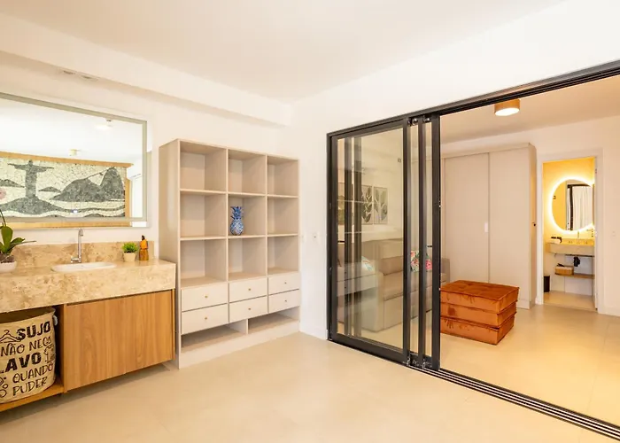 High-End Studios Between Ipanema & Copacabana - Luggage Storage Rio de Janeiro
